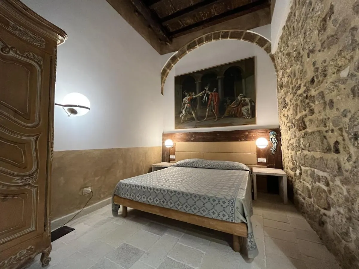 Vermexio Suite Syracuse 0*,  Italia
